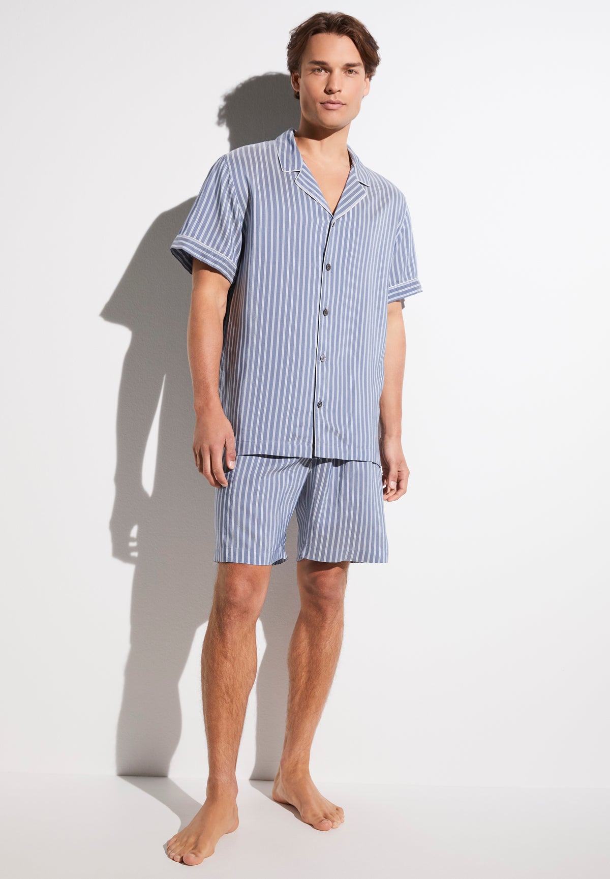 Pinstripes | Pyjama court - sky stripes